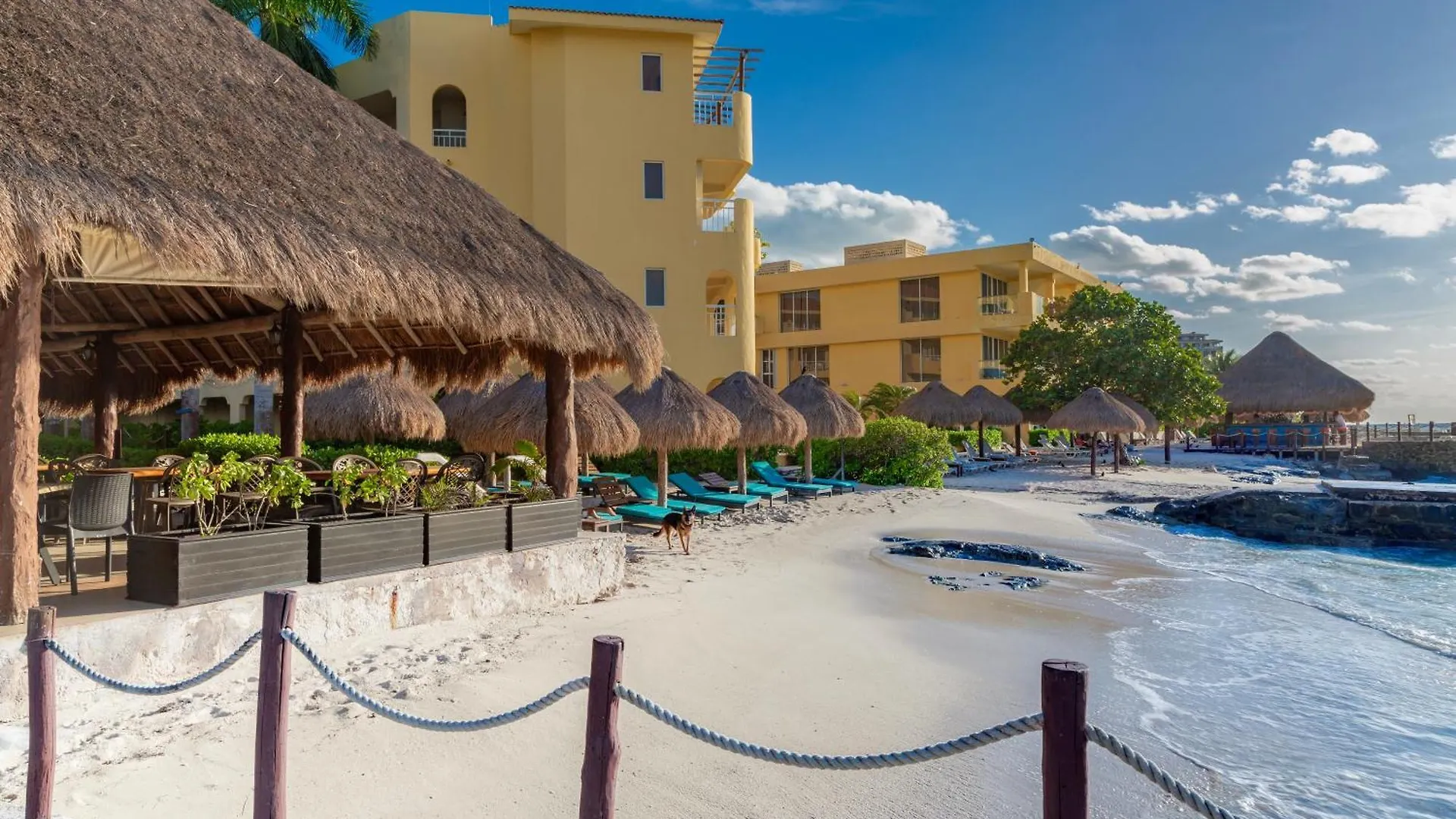 Playa Azul Cozumel Hotel 4*,