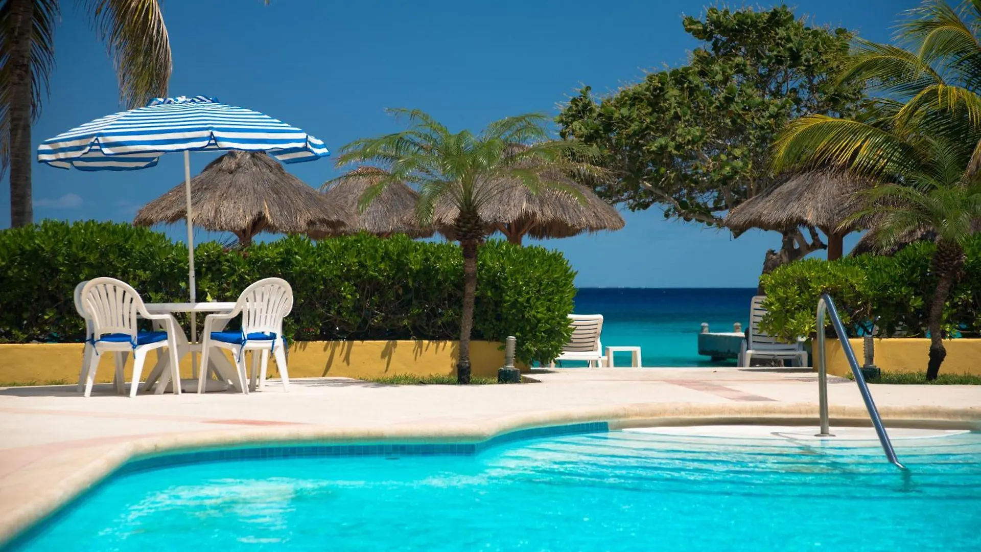 Playa Azul Cozumel Hotel
